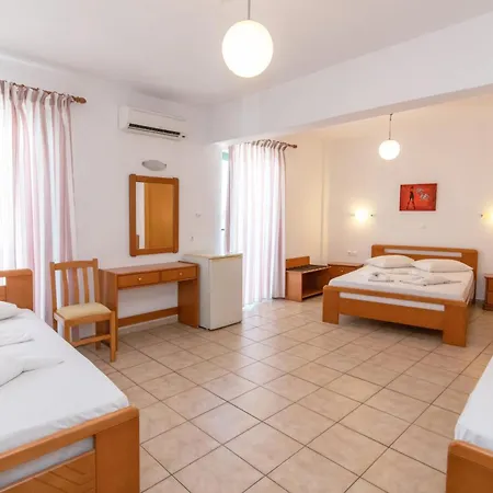 Hotel Ageri 3*