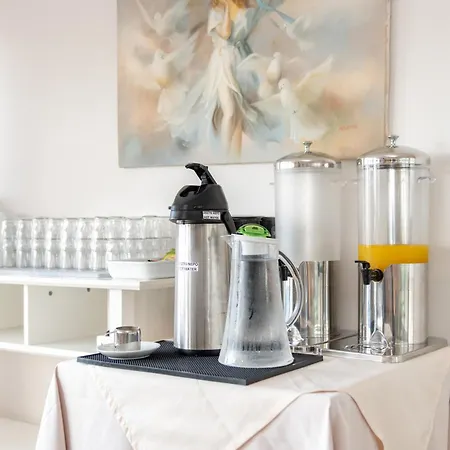 Hotel Ageri 3*