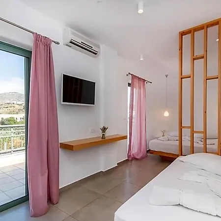 Hotel Ageri 3*
